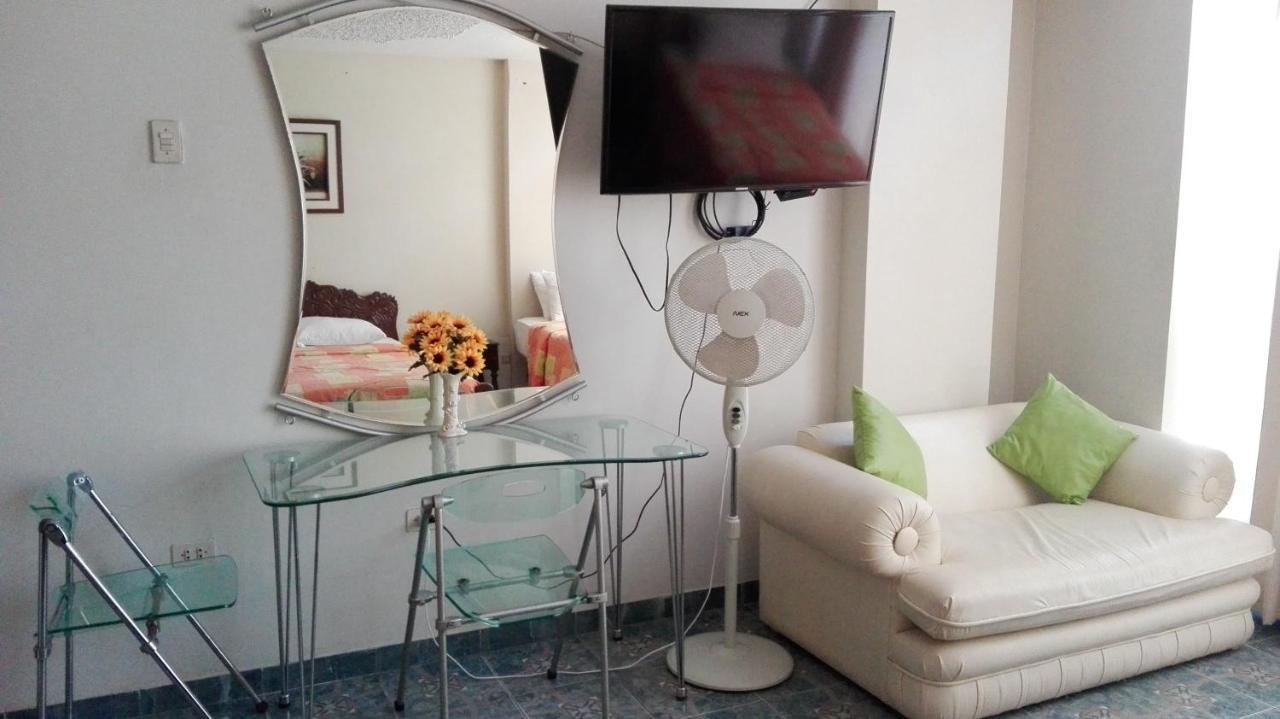 Residencial El Sol De Los Pinos Bed & Breakfast Trujillo Dış mekan fotoğraf