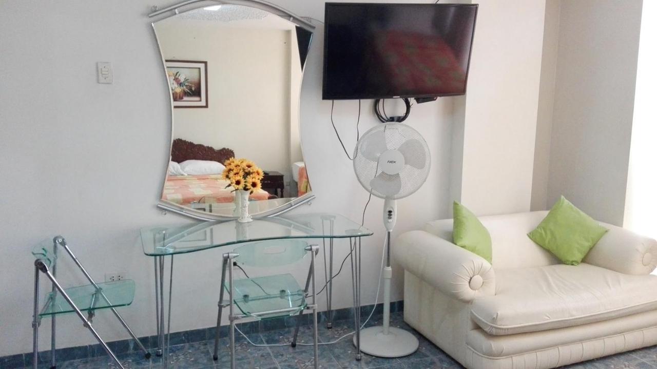 Residencial El Sol De Los Pinos Bed & Breakfast Trujillo Dış mekan fotoğraf